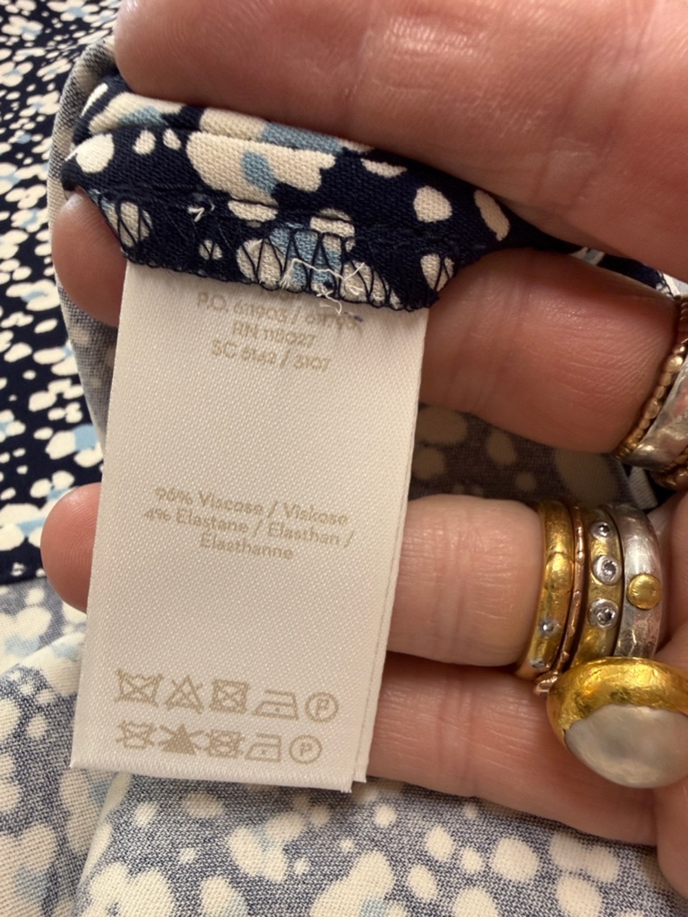 Boden Black & Blue Floral Midi Skirt with Pockets Size 4R - Picture 7 of 8